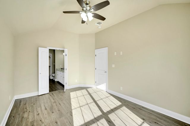 110 S Watson Street, Alvarado, TX 76009