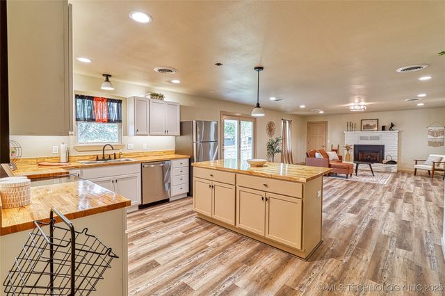 8610 N State Hwy 113, Mcalester, OK 74501