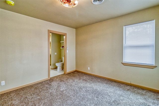 8610 N State Hwy 113, Mcalester, OK 74501