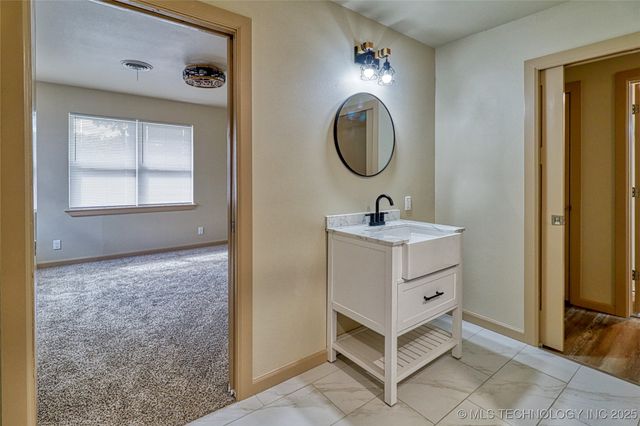 8610 N State Hwy 113, Mcalester, OK 74501