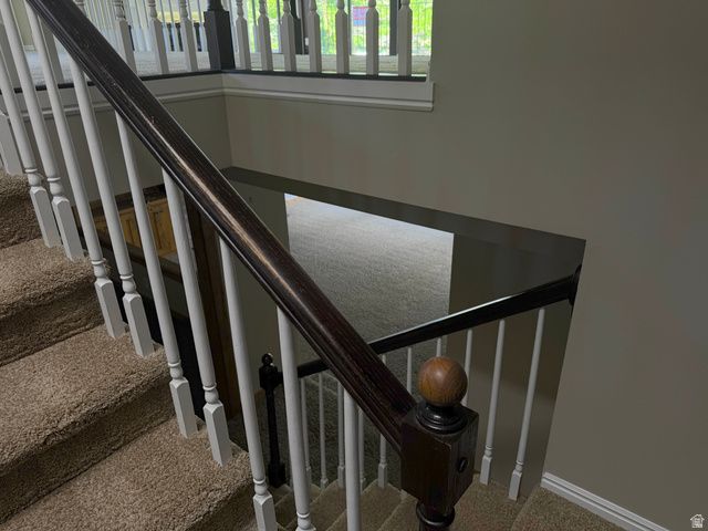 2037 S MAPLEVIEW DR, Bountiful, UT 84010