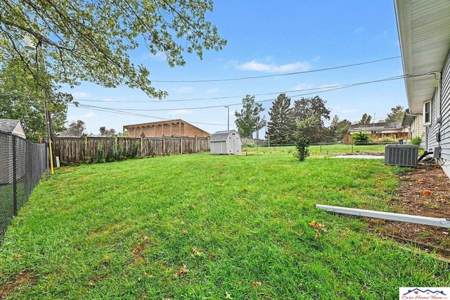 203 E 7th Street, Papillion, NE 68046