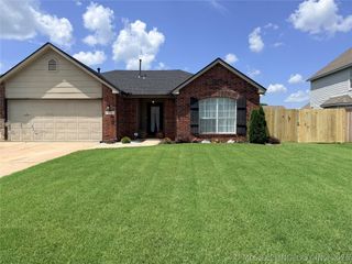 19709 E 39th Street S, Broken Arrow, OK 74014