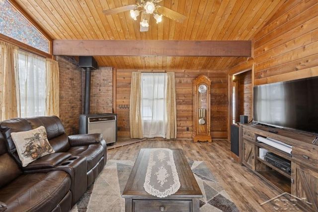 6431 Whitmore Lake Road, Whitmore Lake, MI 48189