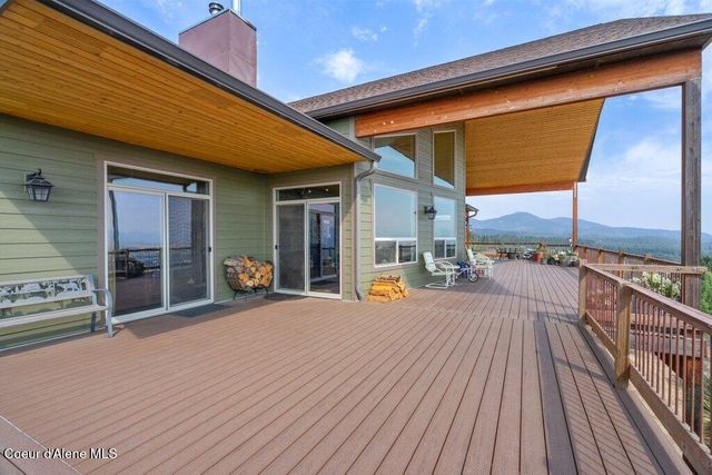 10653 N Payment Peak RD, Hauser, ID 83854