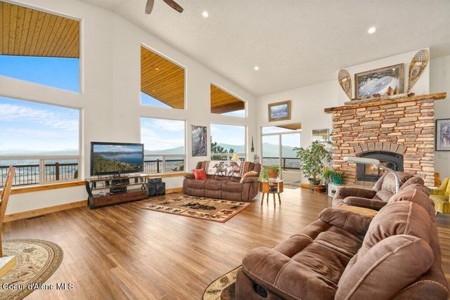 10653 N Payment Peak RD, Hauser, ID 83854