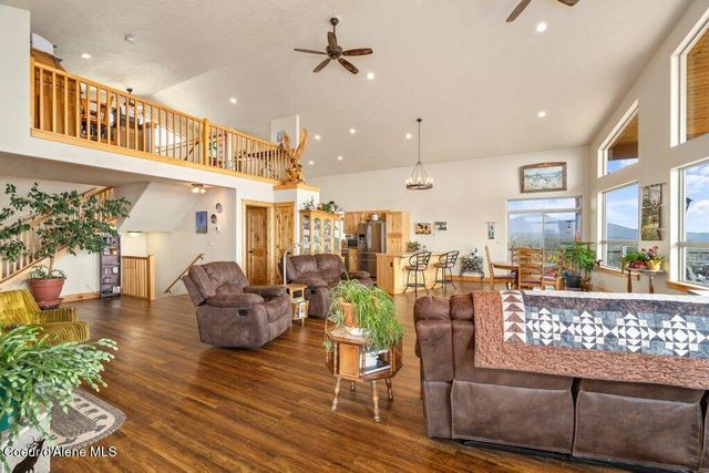 10653 N Payment Peak RD, Hauser, ID 83854