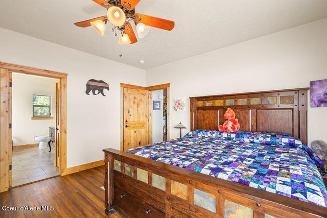 10653 N Payment Peak RD, Hauser, ID 83854