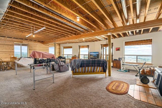 10653 N Payment Peak RD, Hauser, ID 83854