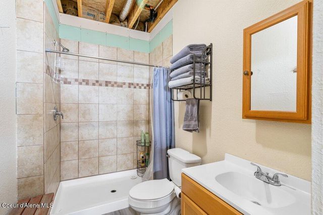 10653 N Payment Peak RD, Hauser, ID 83854