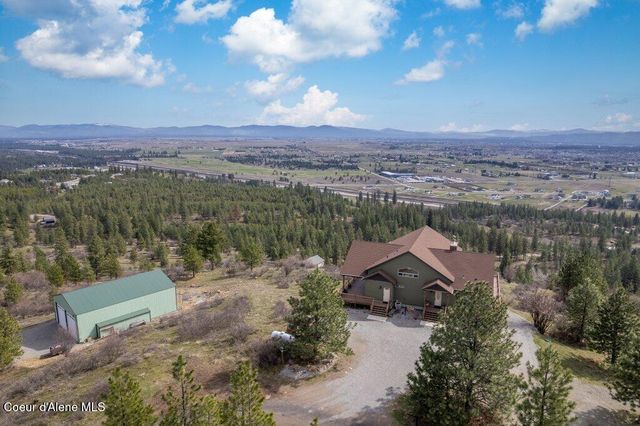 10653 N Payment Peak RD, Hauser, ID 83854