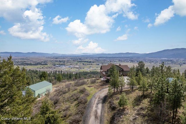 10653 N Payment Peak RD, Hauser, ID 83854