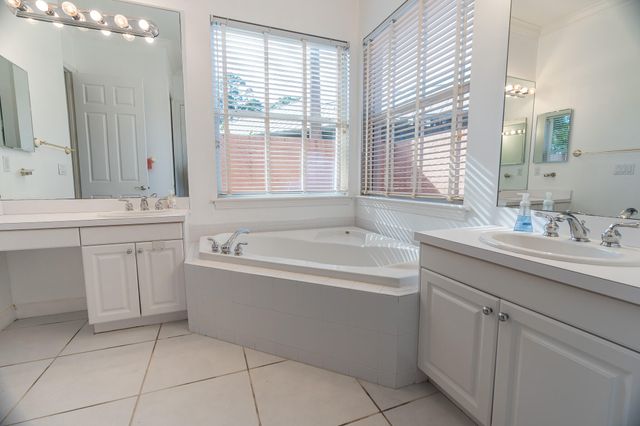 2401 SW Carriage Place, Palm City, FL 34990