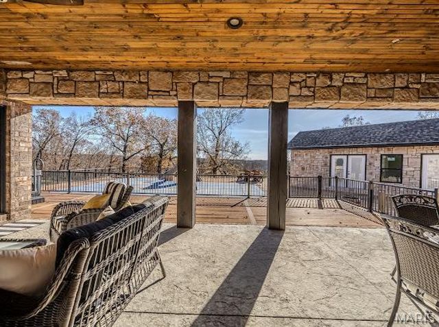 23900 Emerson Road, Lebanon, MO 65536