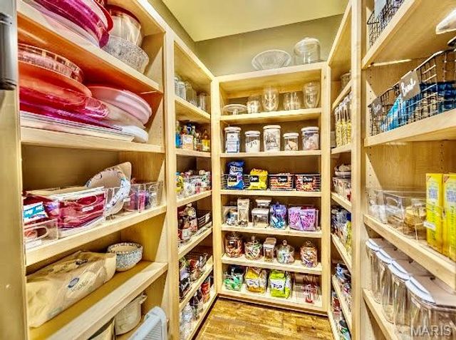 23900 Emerson Road, Lebanon, MO 65536