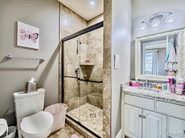 23900 Emerson Road, Lebanon, MO 65536