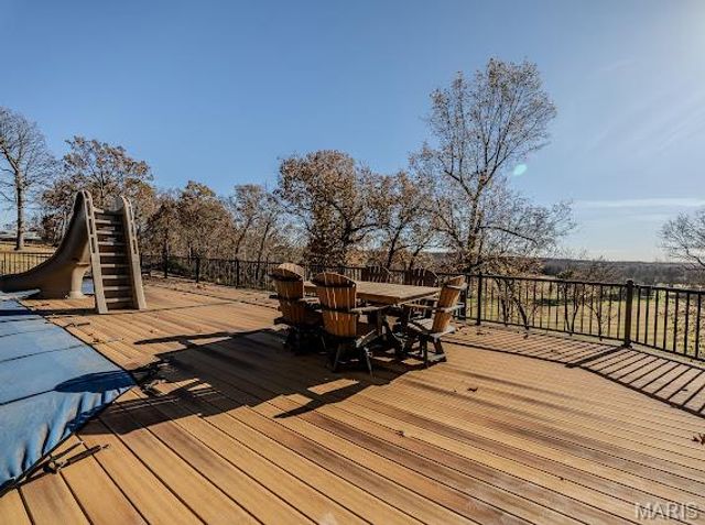 23900 Emerson Road, Lebanon, MO 65536