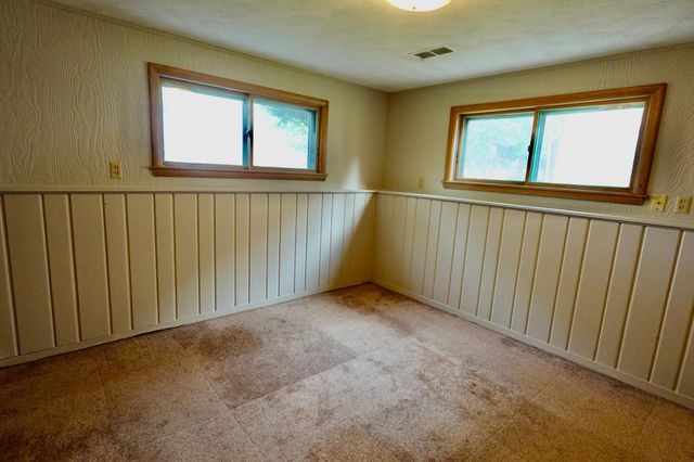 2701 Gerald Avenue, North Saint Paul, MN 55109