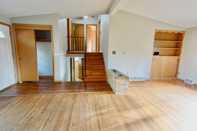 2701 Gerald Avenue, North Saint Paul, MN 55109