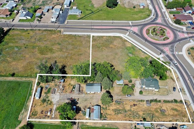 3123 E Victory Road, Nampa, ID 83687