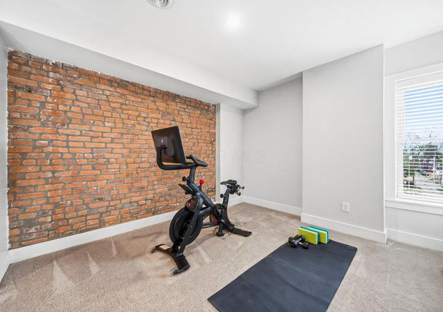 144 Wilson Avenue, Columbus, OH 43205