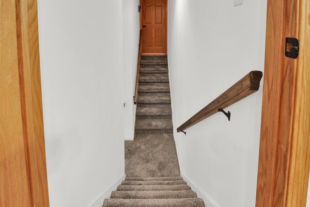 W204S8194 Pasadena DRIVE, Muskego, WI 53150