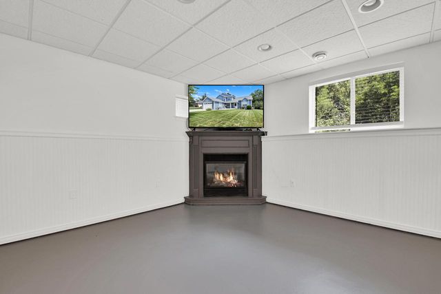 W204S8194 Pasadena DRIVE, Muskego, WI 53150