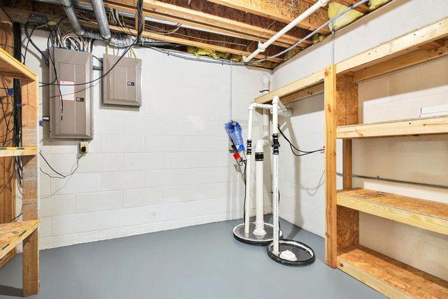 W204S8194 Pasadena DRIVE, Muskego, WI 53150