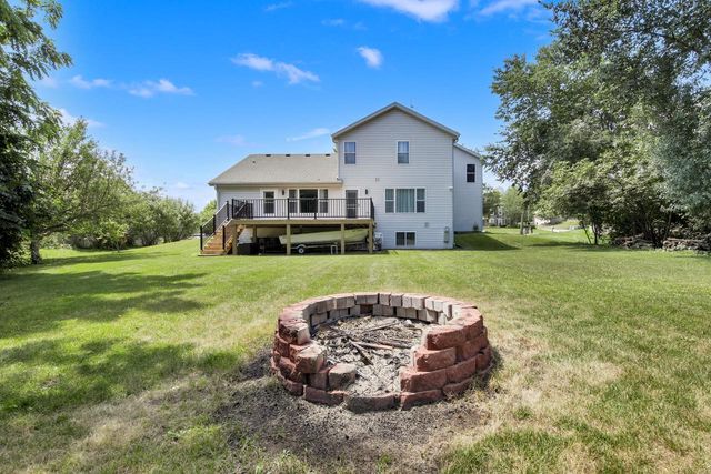 W204S8194 Pasadena DRIVE, Muskego, WI 53150