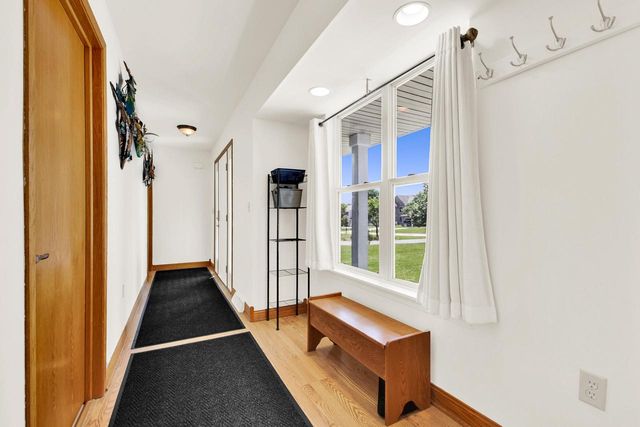 W204S8194 Pasadena DRIVE, Muskego, WI 53150