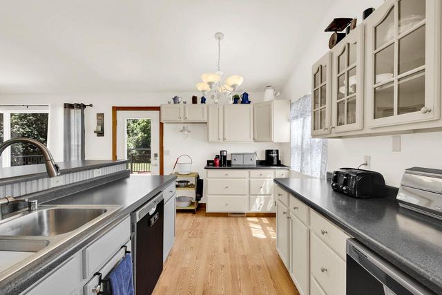W204S8194 Pasadena DRIVE, Muskego, WI 53150