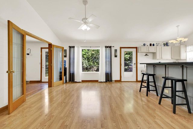 W204S8194 Pasadena DRIVE, Muskego, WI 53150
