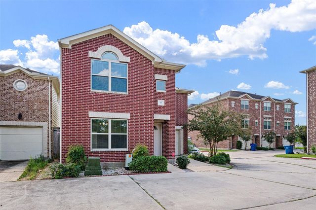 5951 S Loop E 55, Houston, TX 77033