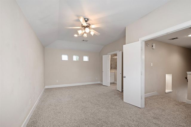 5951 S Loop E 55, Houston, TX 77033