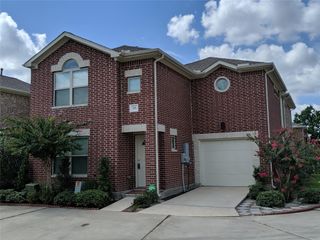 5951 S Loop E 55, Houston, TX 77033