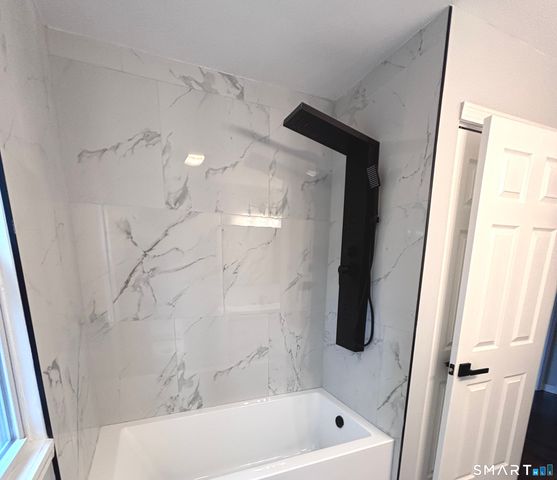 1107 North High Street, East Haven, CT 06512