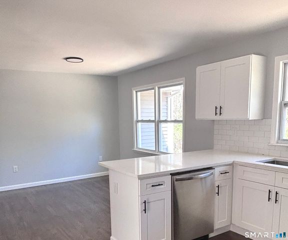 1107 North High Street, East Haven, CT 06512