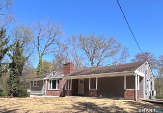 1107 North High Street, East Haven, CT 06512