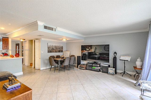 3331 Farragut Street 8A, Hollywood, FL 33021