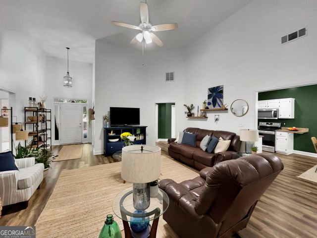 1711 Oconee Crossing Circle, Bogart, GA 30622