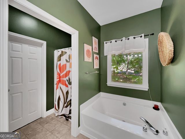 1711 Oconee Crossing Circle, Bogart, GA 30622