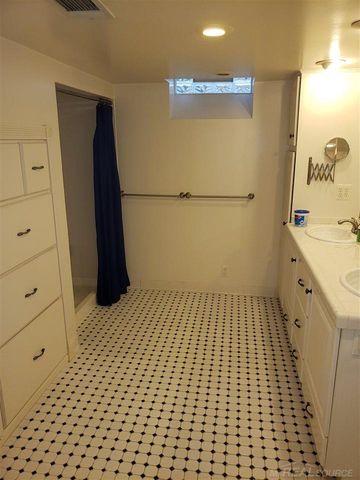 281 Reitman Court, Rochester Hills, MI 48307