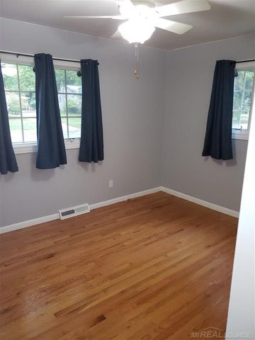 281 Reitman Court, Rochester Hills, MI 48307