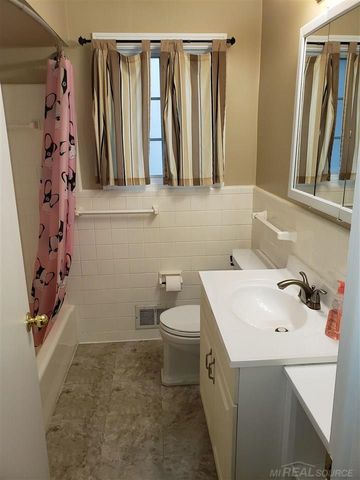 281 Reitman Court, Rochester Hills, MI 48307