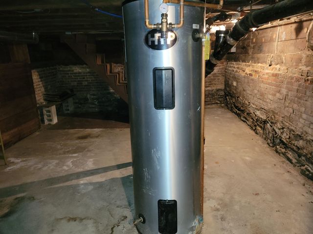 4 Tulip Street, Lyndon, VT 05851