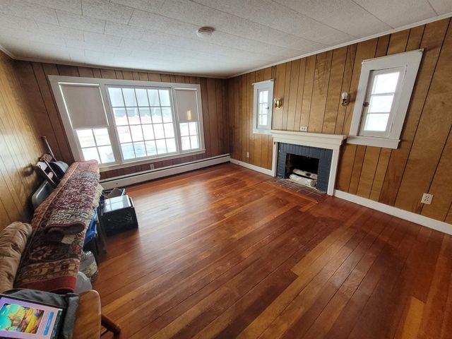 4 Tulip Street, Lyndon, VT 05851