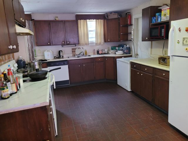 4 Tulip Street, Lyndon, VT 05851