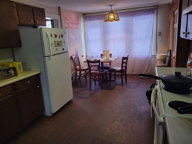 4 Tulip Street, Lyndon, VT 05851