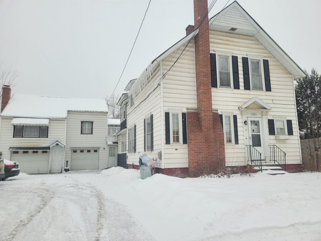 4 Tulip Street, Lyndon, VT 05851