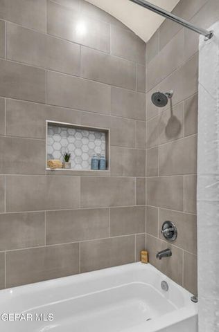 6939 Levee Circle, El Paso, TX 79932